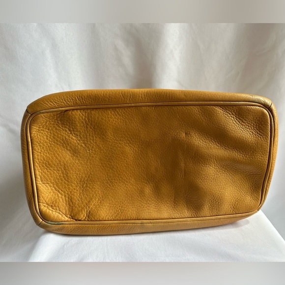 Prada yellow pebbled leather Bucket Bag - Picture 9 of 13